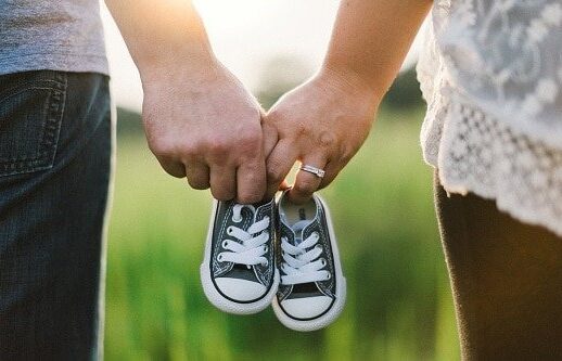 تقدم العمر يؤثر على خصوبة الرجل والمرأة بالتساوي